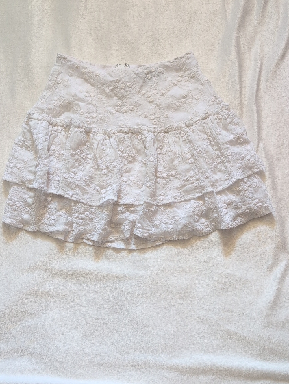Lovesome white tiered ruffle mini skirt